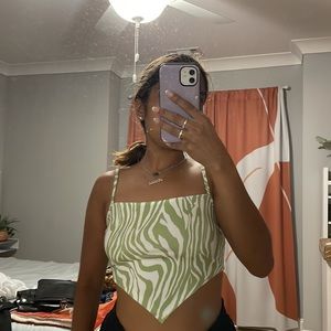 Green zebra print tank top cropped